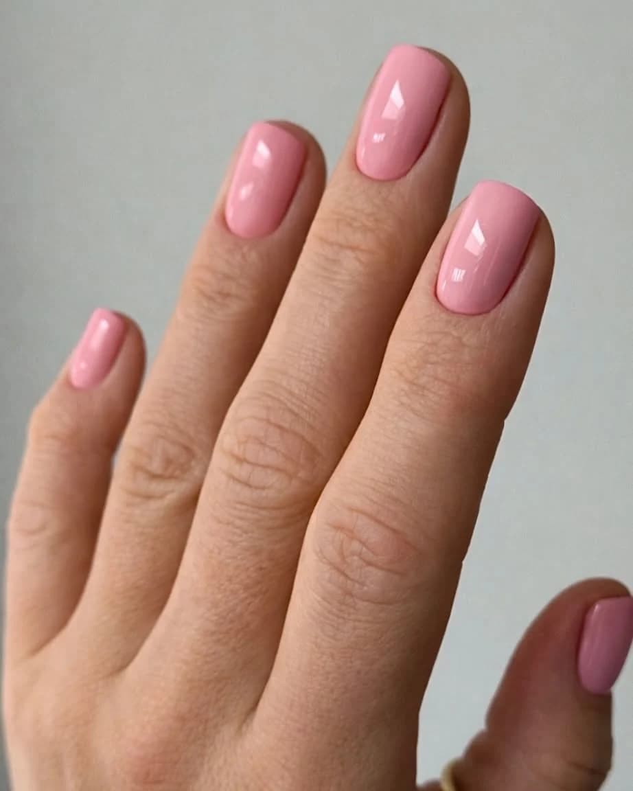 Manicura rosa pastel